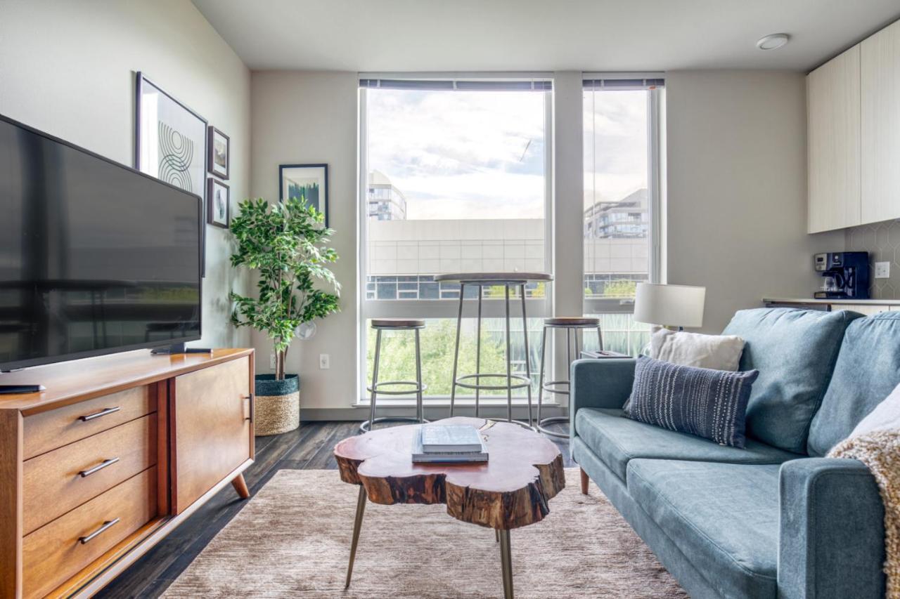 S Union 1br W Gym Wd Space Needle View Sea-164 Apartment Seattle